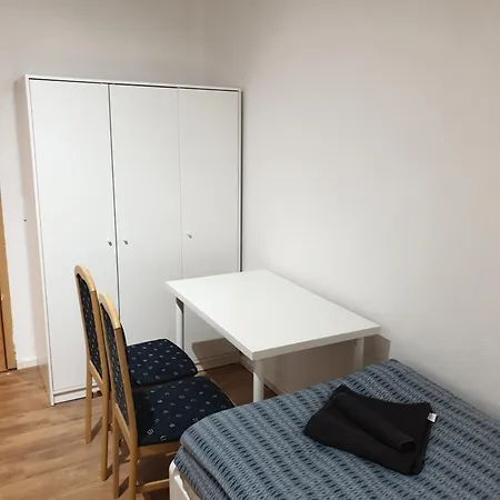 Nina 2 - Monteurwohnung Apartamento Weißenfels
