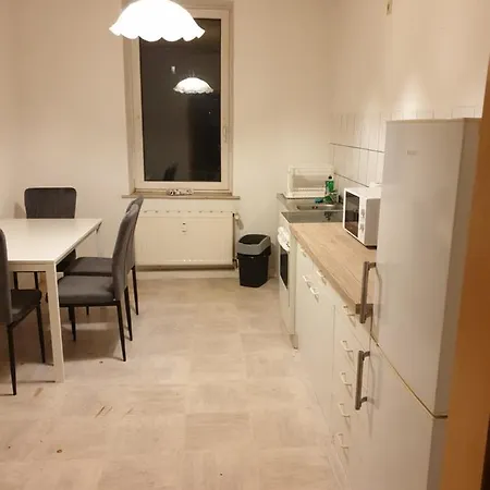 Nina 2 - Monteurwohnung *