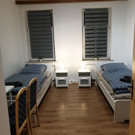 Nina 2 - Monteurwohnung * Weißenfels